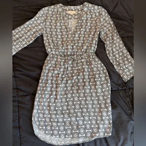 The Loft Black and White Dress - Picture 2 of 7